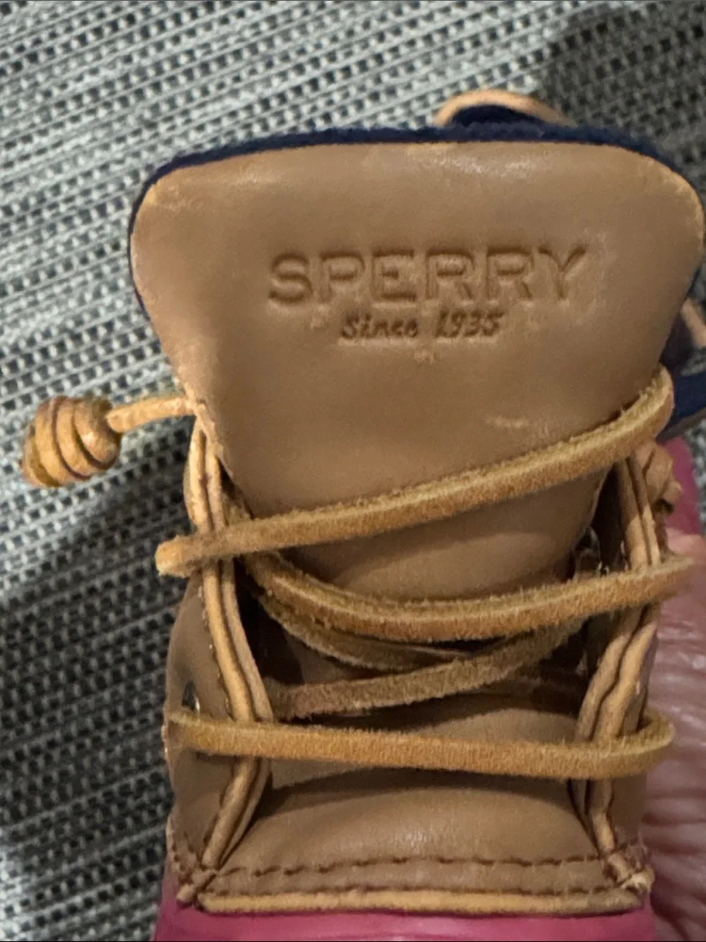 Sperry Girls Saltwater Rain and Snow Boot in hot pink and tan, size 11M